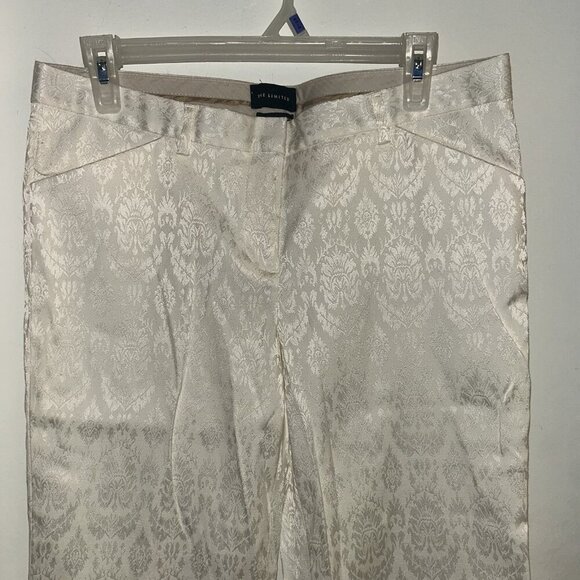 The Limited Ivory Damask Floral Textured Drew Fit Flare Leg Dress Pants Size 8 - Picture 3 of 10